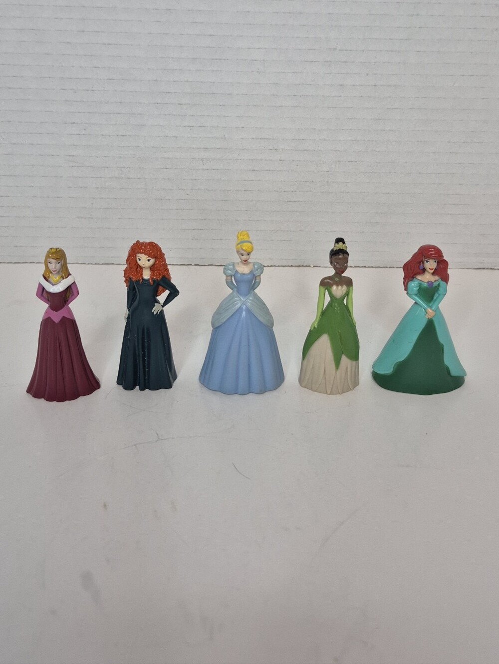 Disney Princess Figures Cake Toppers Lot of Five Princesses Shown